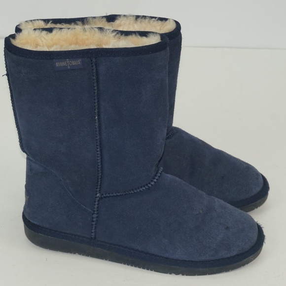 minnetonka olympia short boot